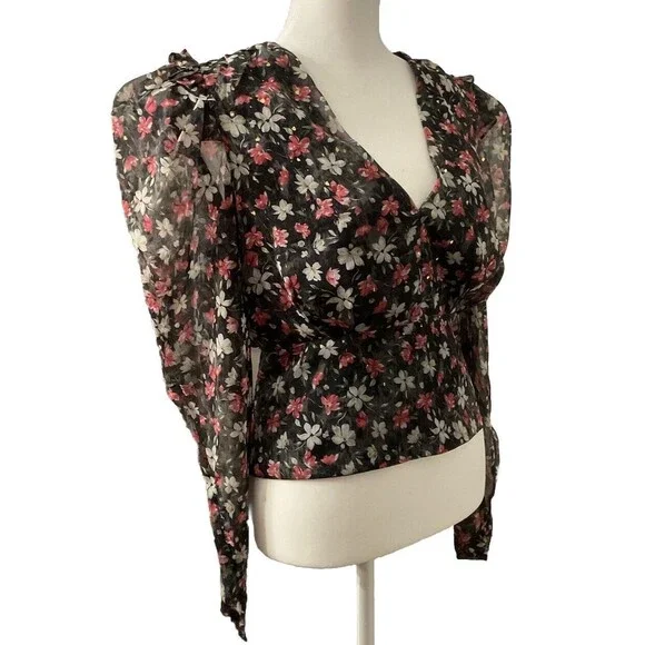 ASTR The Label Floral Smocked Women’s Medium Blouse. LTOP812 - Picture 3 of 6